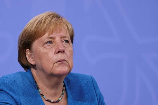 Меркель будет получать примерно 15 тыс. евро после ухода с поста канцлера Германии