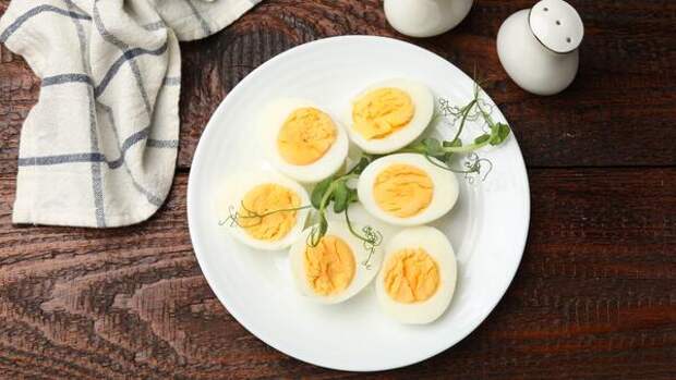 Кулинарный ликбез: как варить яйца, чтобы не лопнули, и хранить до 2 недель