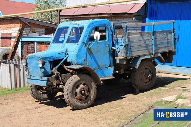 Какие старые автомобили можно встретить в деревнях? Автомобили СССР, ретро авто