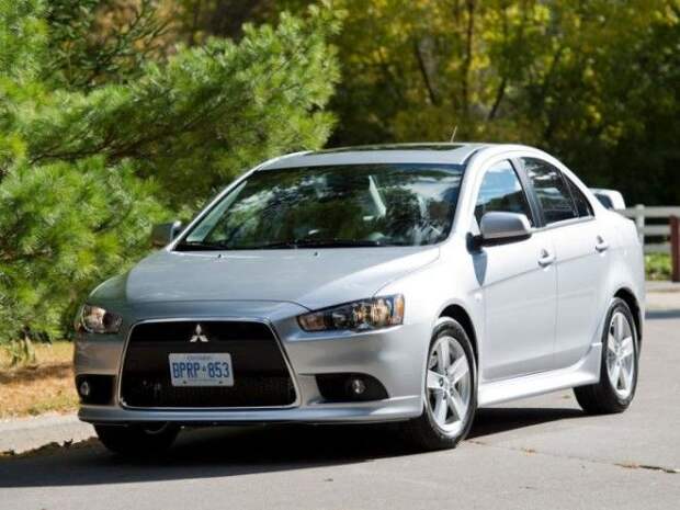 Японские седаны Mitsubishi Lancer X в России очень популярны. | Фото: mediaplaneta.net. Японские седаны Mitsubishi Lancer X в России очень популярны Фото mediaplanetanet