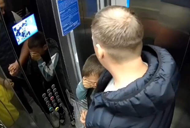 В Красноярске родители мальчиков, которых увел мужчина, пытались урегулировать конфликт