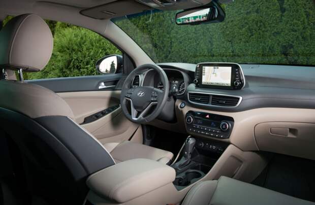 Hyundai_Tucson салон