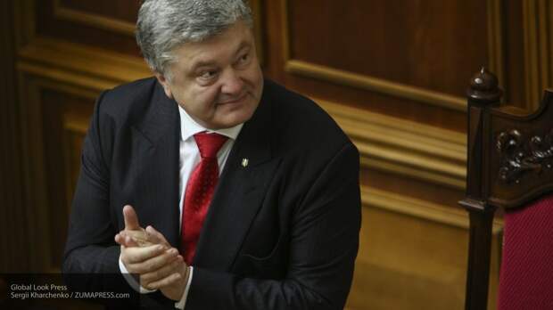 Порошенко подписал указ о прекращении действия договора о дружбе с Россией