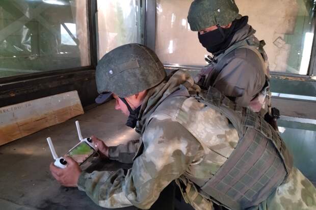 Беспилотный спецназ группировки «Центр» уничтожил технику в тылу ВСУ