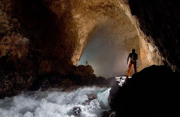 Исследование пещер