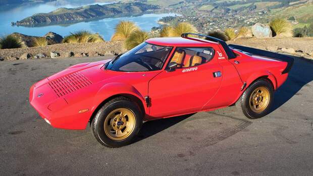 Lancia Stratos (1974 год) - 595 674 евро