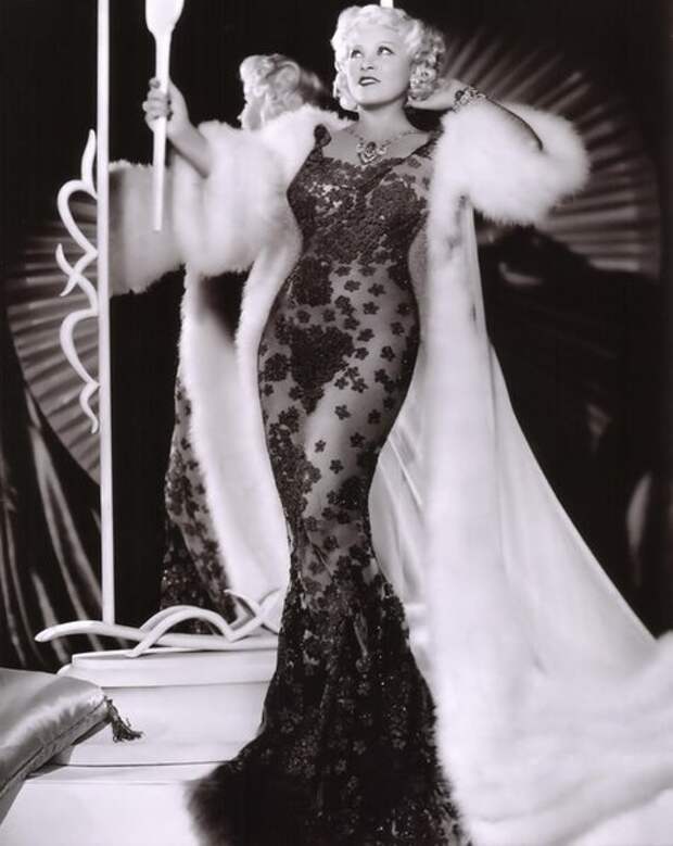 В 1930-х Ма Вест (Mae West) прослыла сторонницей сексуальной свободы. 