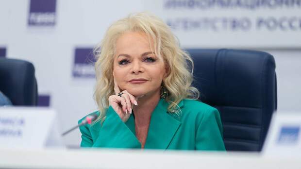 В Роспатент подали заявку на бренд «Лариса Долина» для операций с недвижимостью