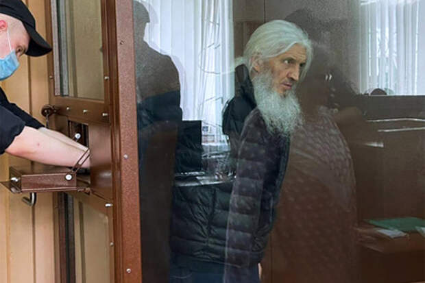 На опального отца Сергия заведено новое дело об экстремизме