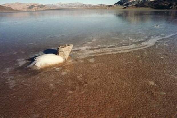 Долина двигающихся камней (Racetrack Playa) (16 фото)