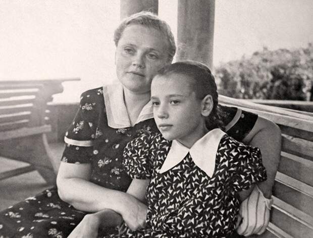 Знаменитости в кругу семьи  дети, родители, семья, фото