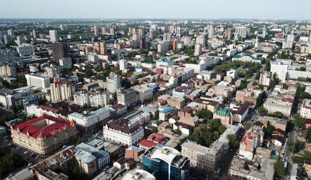 Жители российского города пожаловались на коричневую жижу