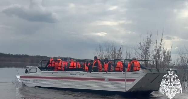 В Рязанской области ПТС-М перевёз более 500 человек во время половодья