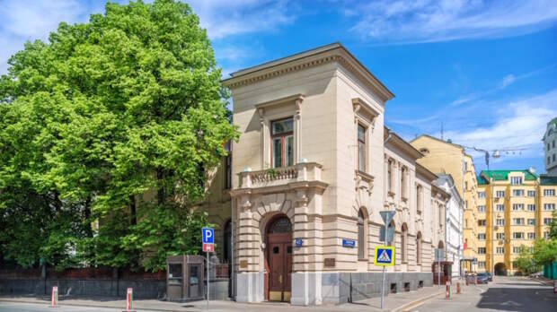 Посольство Афганистана прокомментировало сообщения о гимне с упоминанием русских