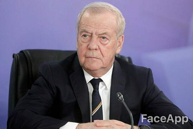 Дмитрий Медведев стал серьезным дедулей веселушка, знаменитости, интересное, приложение, старость, старые люди, фото