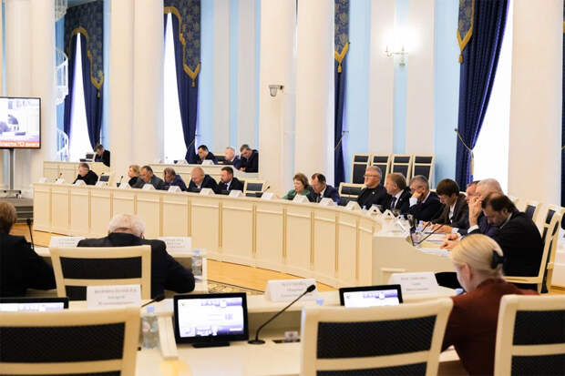 Депутаты Рязанской областной Думы одобрили законопроект о бесплатном предоставлении земельных участков сельским врачам и учителям