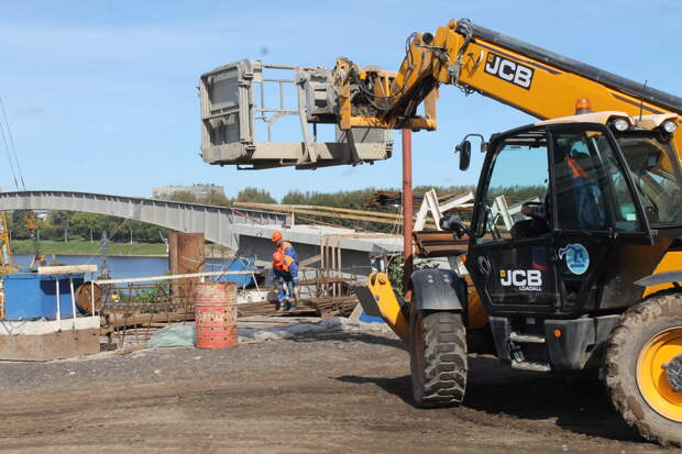 Власти Твери рассказали о трудностях строительства пешеходного моста через Тьмаку