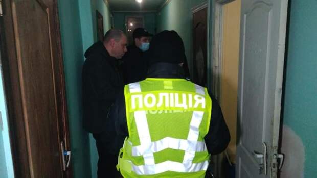 Киевский стрелок прятался от полиции в запертой квартире