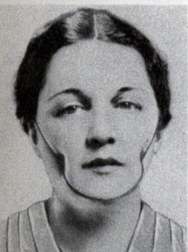 Тяжело быть красивой такой...