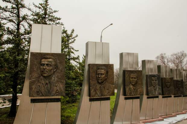 Мемориал на месте приземления Гагарина Мемориал на месте приземления Гагарина
