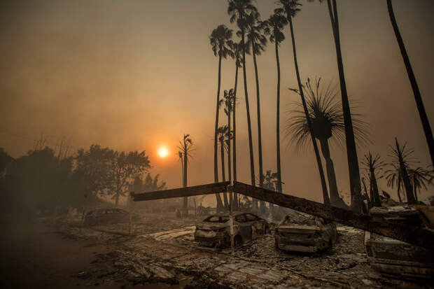 Выжженная местность в округе Вентура, Калифорния