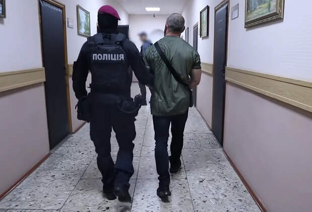 В Одессе задержаны члены ОПГ на автомобиле с дипломатическими номерами США