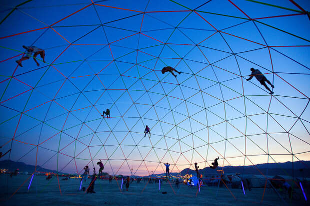 США. Невада. Пустыня Блэк-Рок. Во время фестиваля Burning Man 2014. (Christopher Michel)