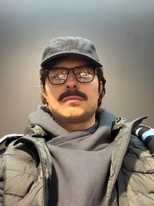 Прохор Шаляпин смертельно устал от своей популярности: «Меня энергетически съедают на улице»