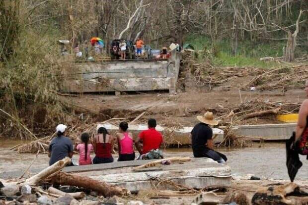 Выжившие после урагана Мария в Пуэрто Рико