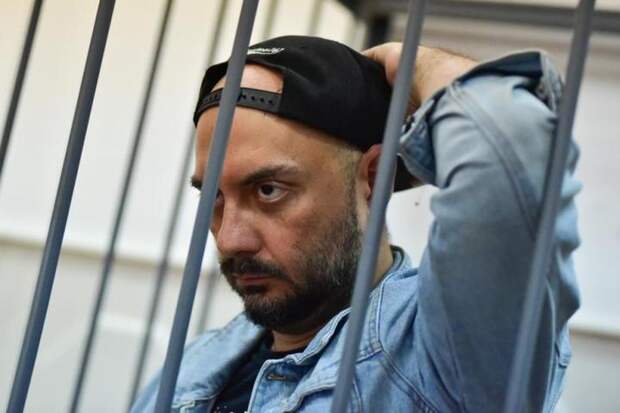 Домашний арест Кириллу Серебренникову продлили до 22 августа