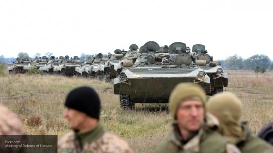 Зеленский экстренно перебрасывает украинские войска в Донбасс