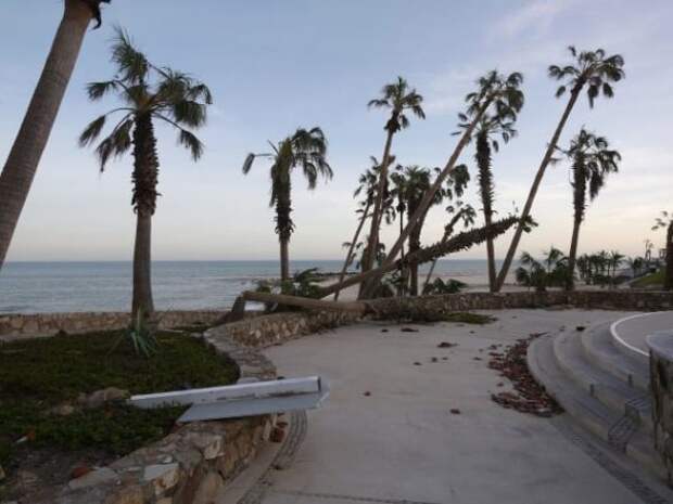 Мексиканское побережье после урагана Одиль