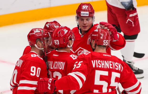 «Спартак» в Казани обыграл «Ак Барс» и прервал серию из трех поражений подряд