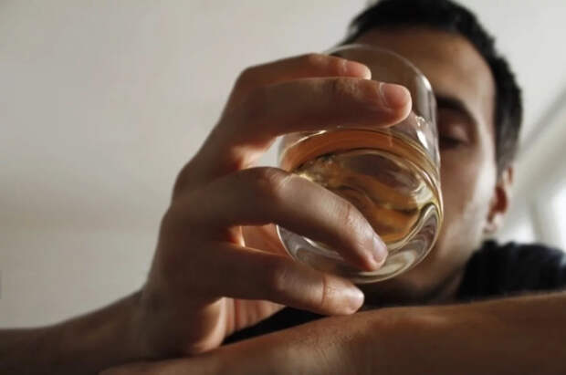 Эксперт Лейтао рассказал о плане из семи пунктов для борьбы с алкоголизмом