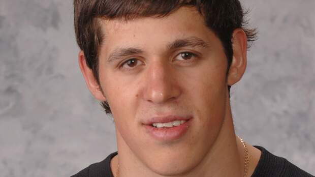 Его прилюдно материли и не могли разглядеть в нем большой талант! С чем столкнулся в детстве легендарный Малкин