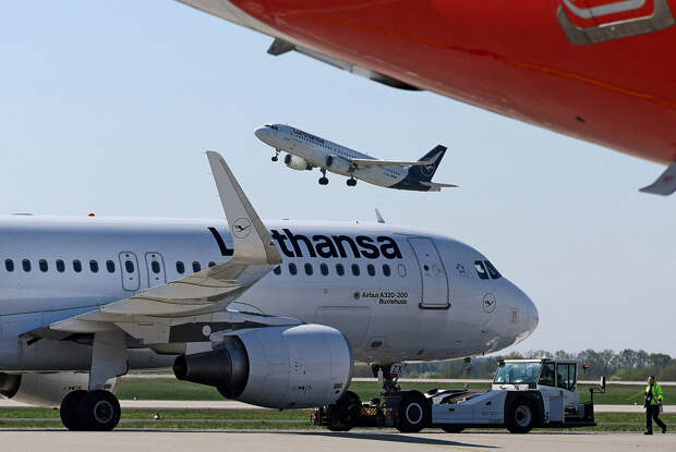 Дмитриев посоветовал Lufthansa дозаправлять свои самолеты в России