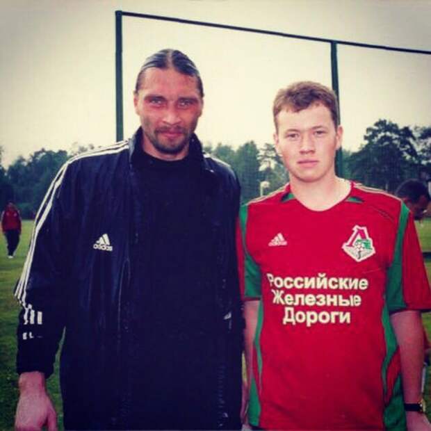 Бывший вратарь «Локо» Сергей Овчинников и Владислав Лысенко