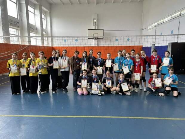 В Гиагинском районе прошел турнир по волейболу