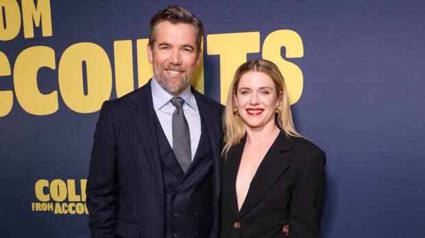 Будет больно и смешно: стартовали съемки третьего сезона австралийского хита "Колин из бухгалтерии"