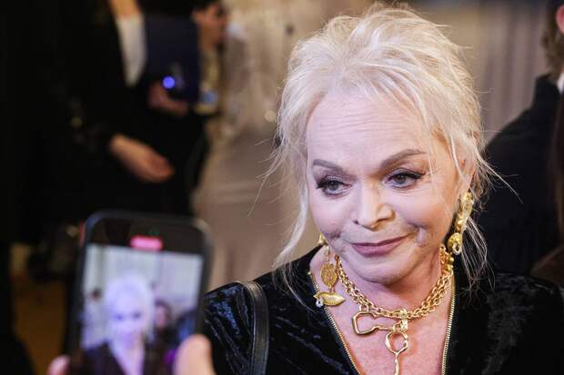 Раскрыт возможный диагноз Долиной после срочной госпитализации