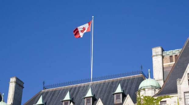 Канада раскритиковала Украину из-за запрета русского языка