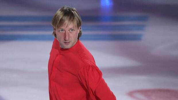 Плющенко обратился к 19-летнему сыну после скандала: «Готов ответить»