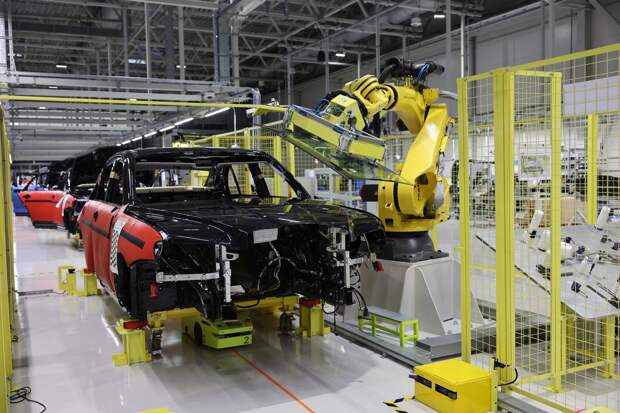 Aurus прокомментировал слухи об остановке работы завода