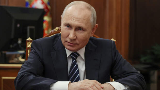 «Базовые основы»: Путин назвал уважение к Родине и старшим культурным кодом