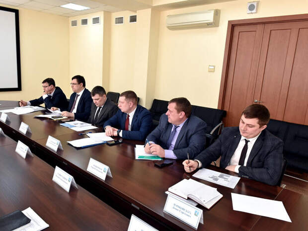 Обсуждение синхронизаций работ на сетях и ремонта дорог / Фото: barnaul.org