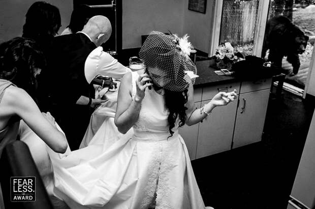 Волшебные истории от лучших свадебных фотографов 2017 года гости, жених, мастерство, невеста, образы, свадьба, свет, фото