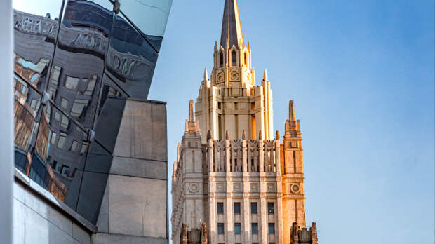 МИД порекомендовал россиянам не посещать одну тропическую страну