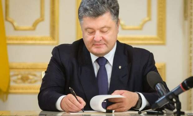 Киев подписал запрет на российские фильмы и передачи Киев подписал запрет на российские фильмы и передачи