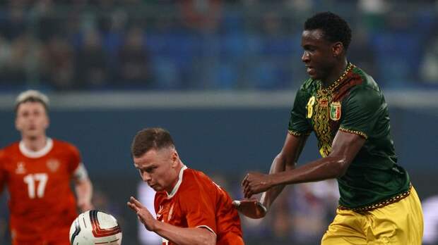 Карпин затруднился назвать причину промаха Облякова с пенальти в матче с Мали