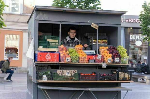 Самозанятым разрешат ставить киоски на частных землях